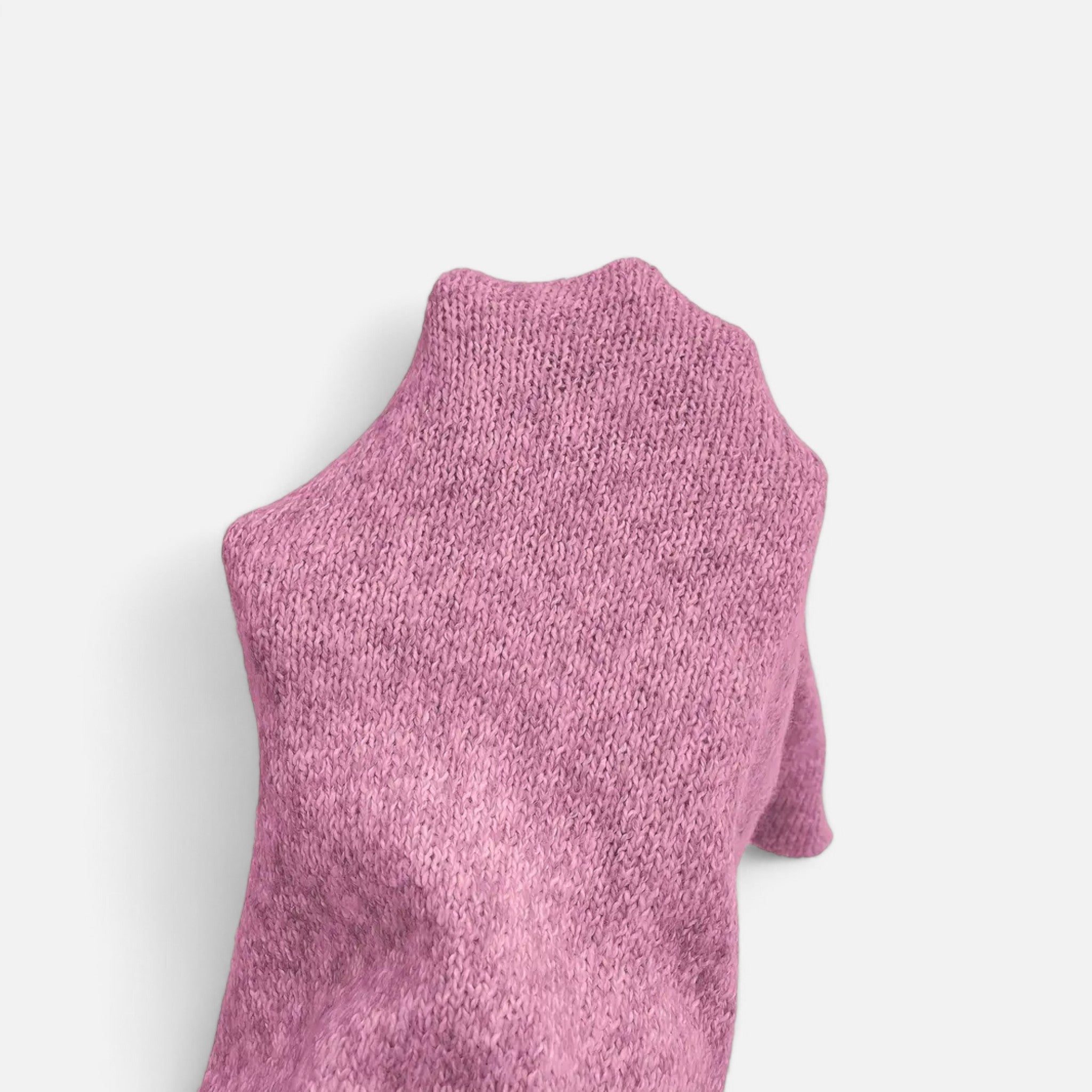 Solenne | Women’s V-Neck Rib-Knit Short-Sleeve Sweater