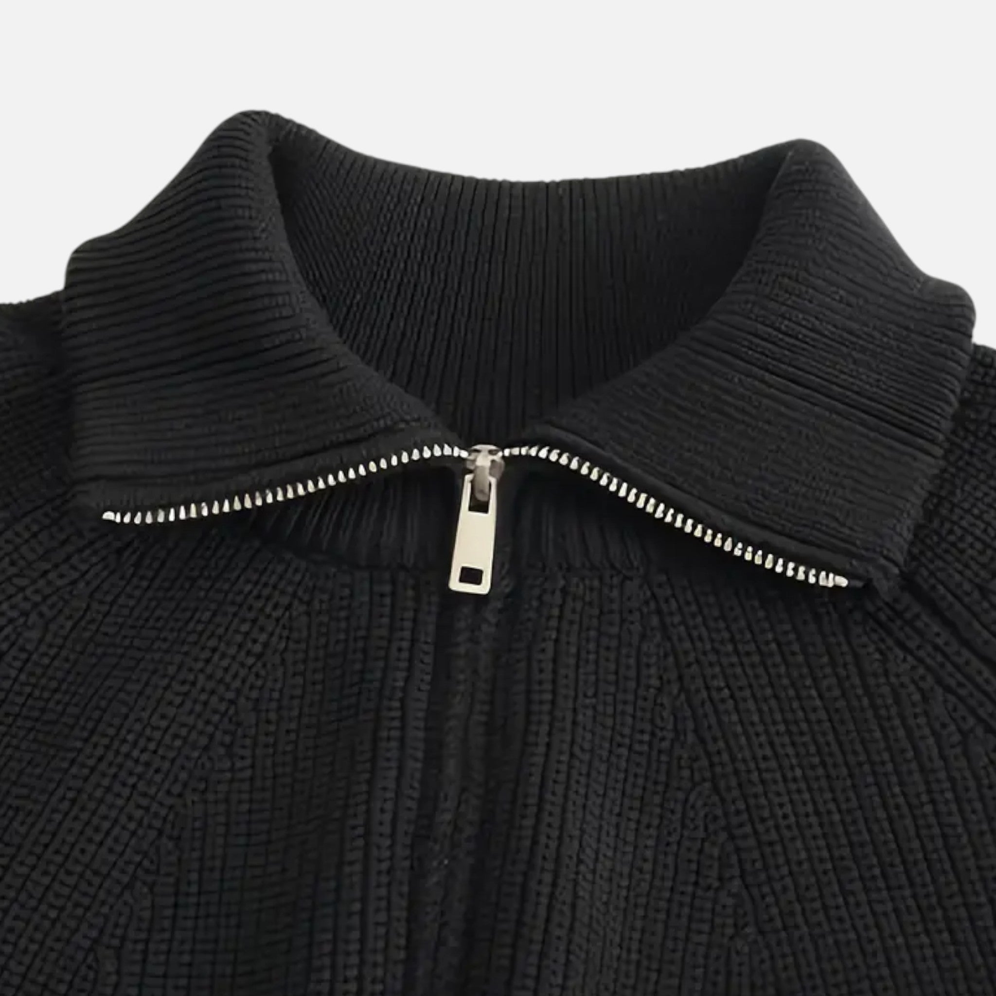 Solenne | Men’s Classic Collar Raglan Knit Sweater